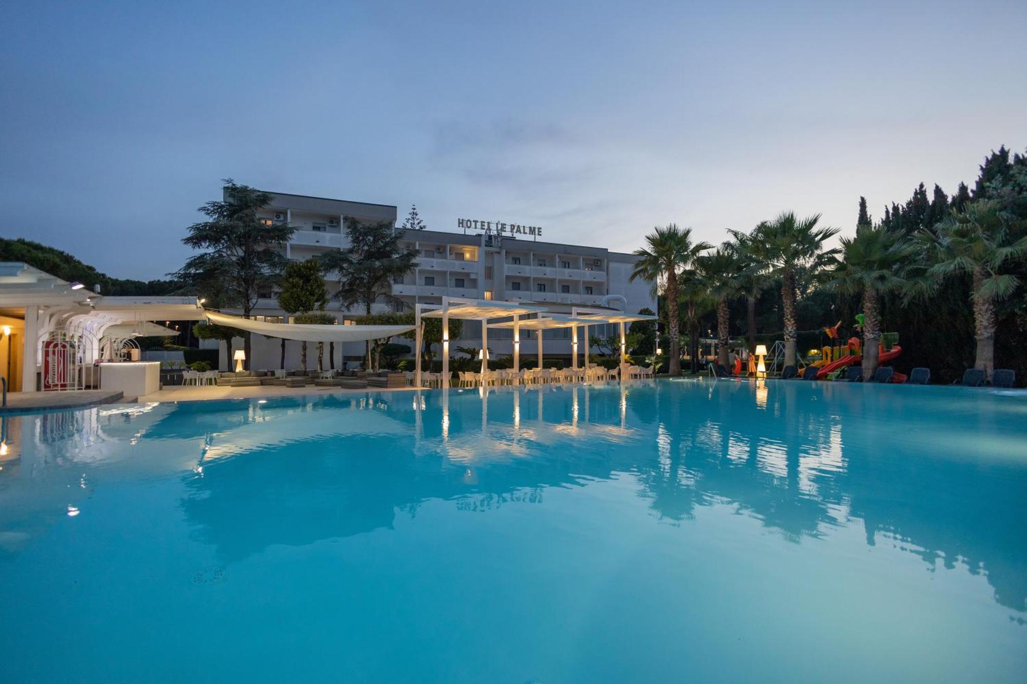 Hotel Le Palme Паестум Екстериор снимка