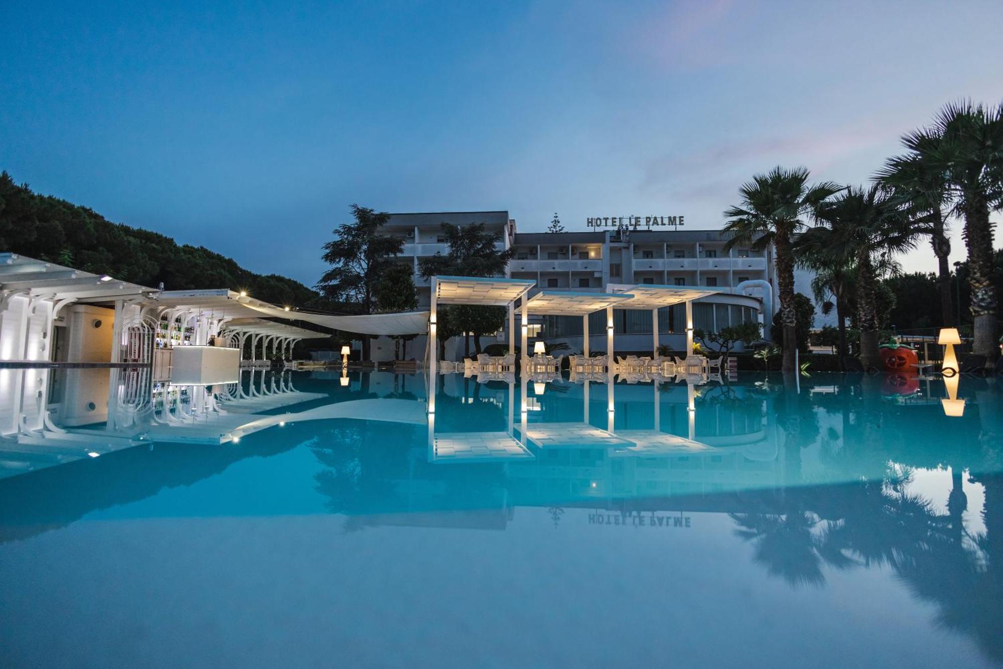 Hotel Le Palme Паестум Екстериор снимка