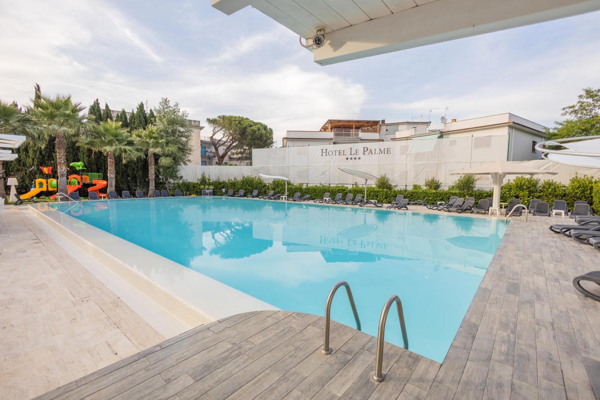 Hotel Le Palme Паестум Екстериор снимка