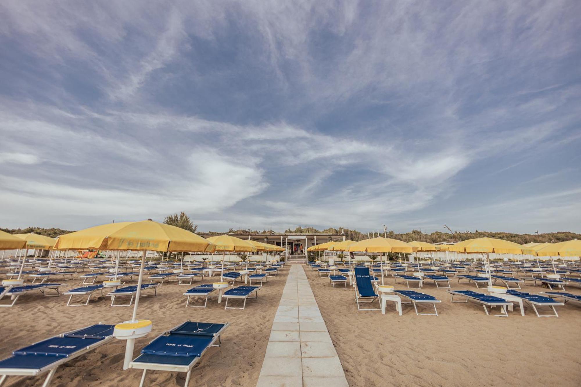 Hotel Le Palme Паестум Екстериор снимка