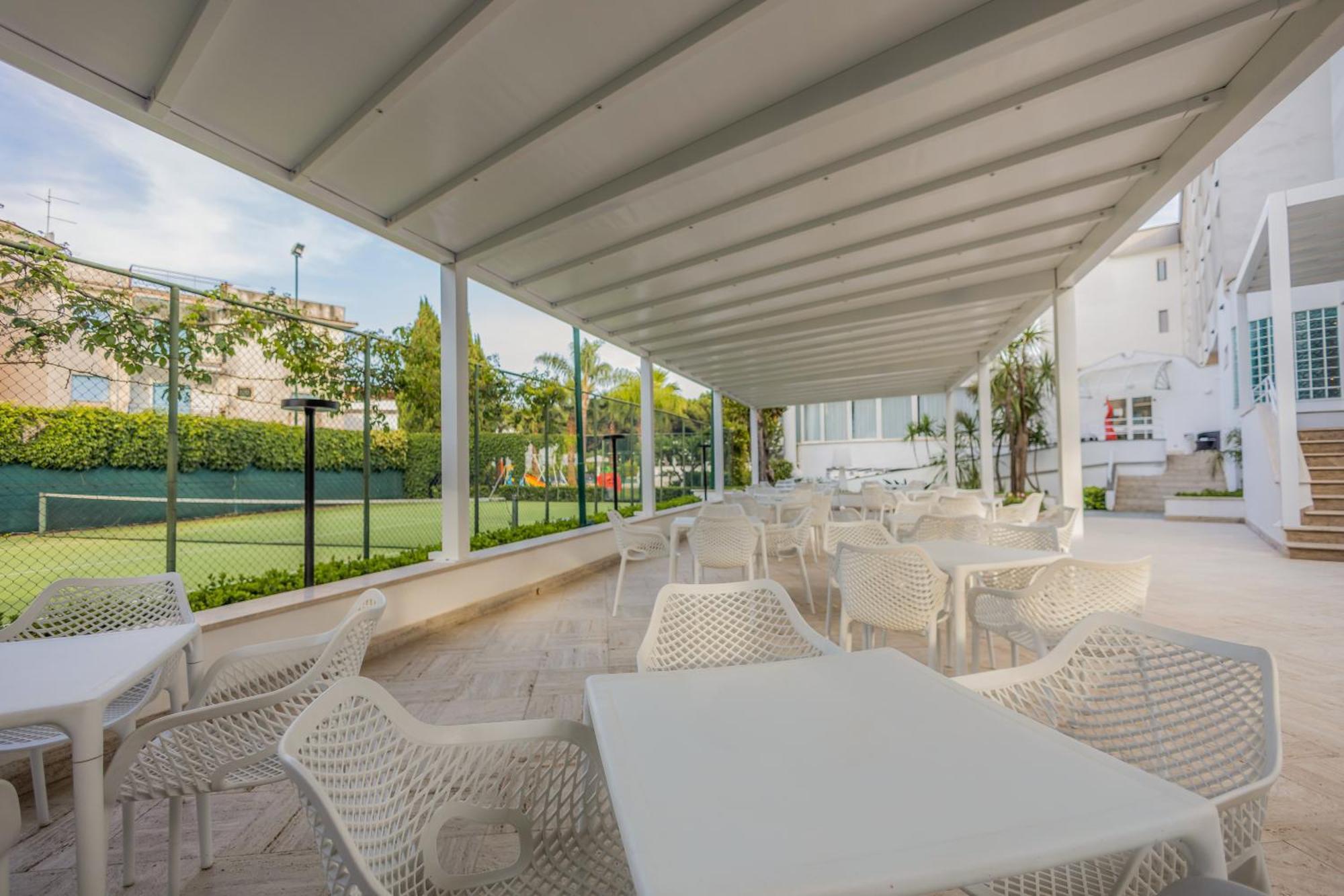 Hotel Le Palme Паестум Екстериор снимка